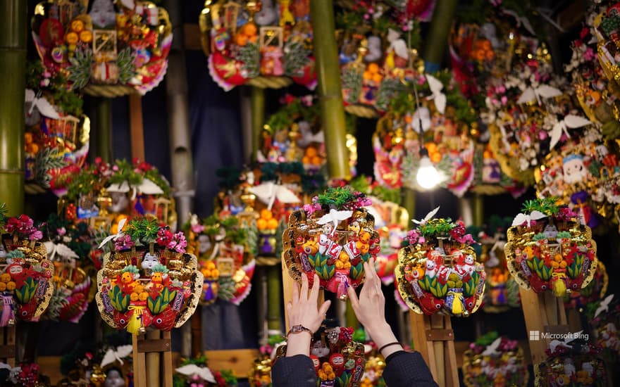 Lucky rakes for sale at Tori no Ichi festival, Tokyo