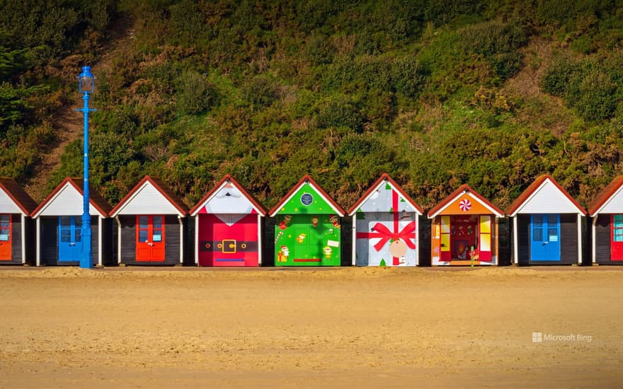 Christmas-themed beach huts in Bournemouth