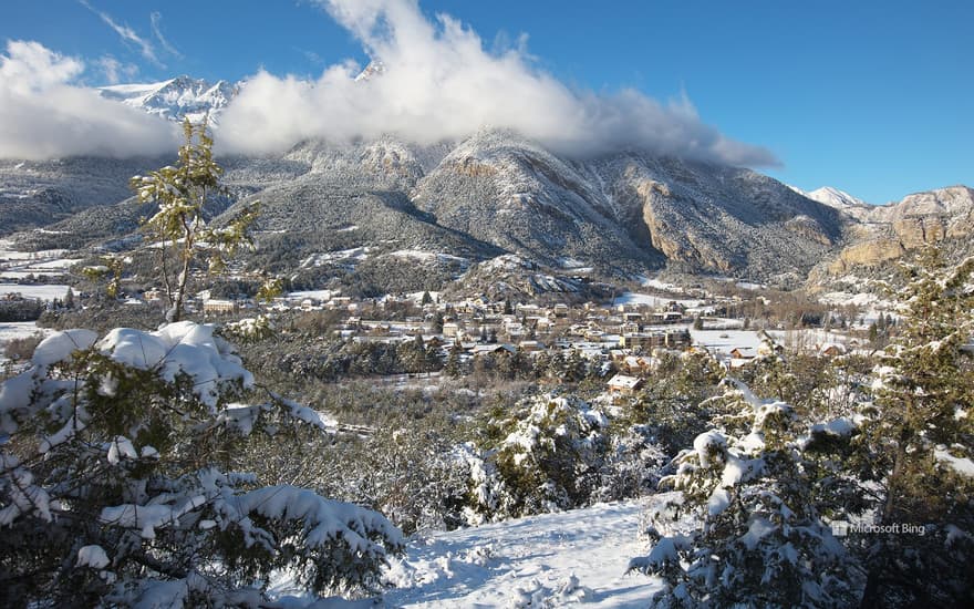 Barcelonnette at the gateway to the Hautes Vallées de l’Ubay, Alpes-de-Haute-Provence, France